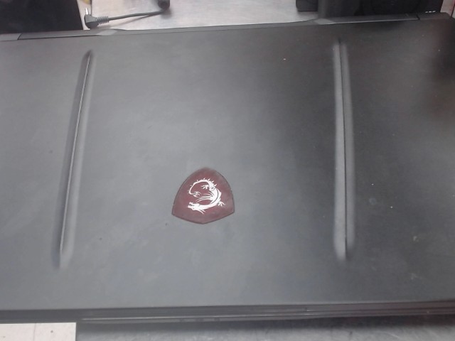Laptop gamer chargeur
