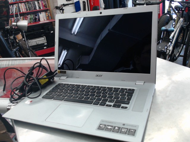 Acer chromebook 315 4gb/64gb mem