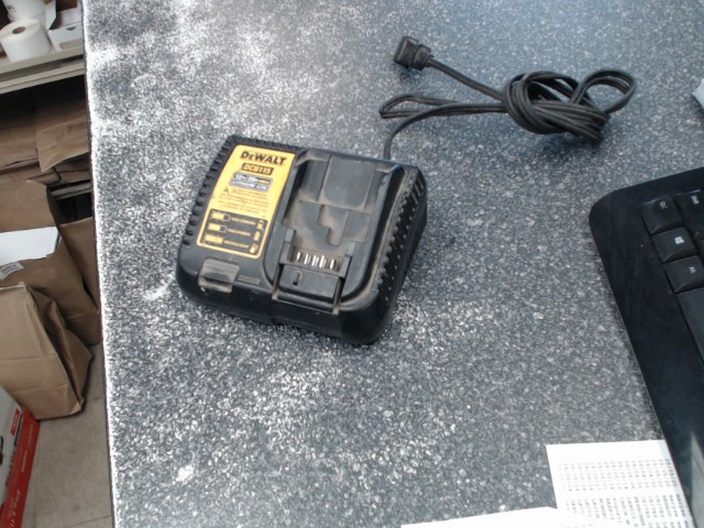 Chargeur 12v/20v