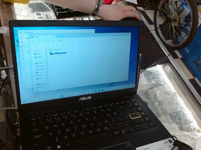 Laptop celeron n4020 4gb 64gb