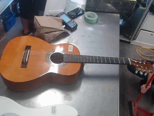 Guittar accoustique