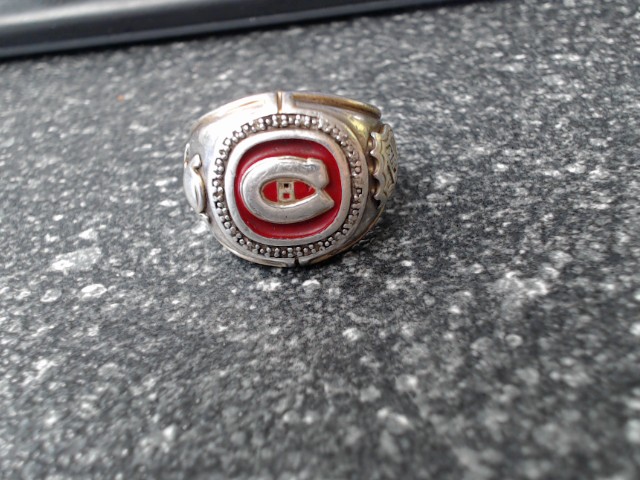 Bague canadien de mtl en argent