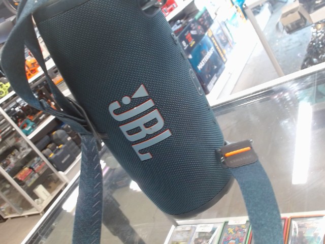 Jbl xtreme 3 speaker