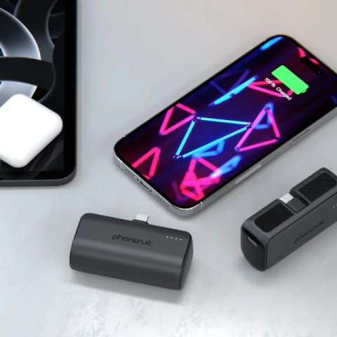 Poket charger for iphone
