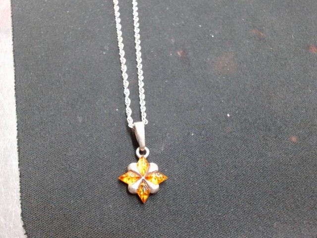 Chaine avec breloque 926 4.75g