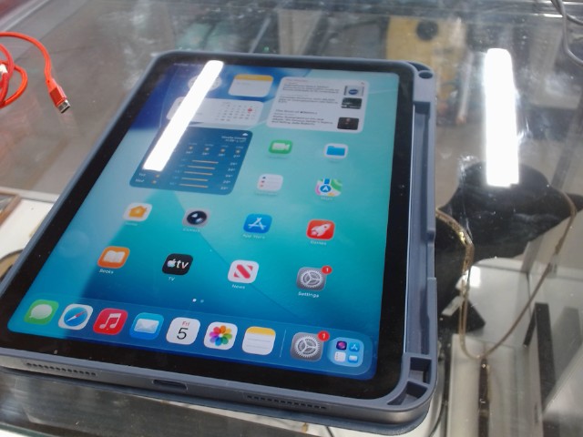 Ipad 10th generation 64gb