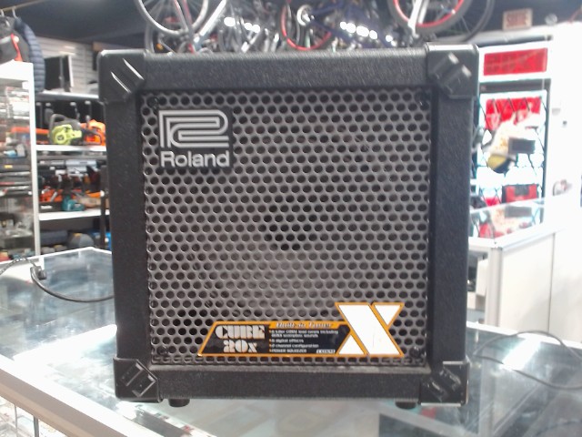 Roland cube-20x 20watt guitar amp