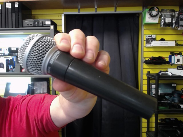 Microphone