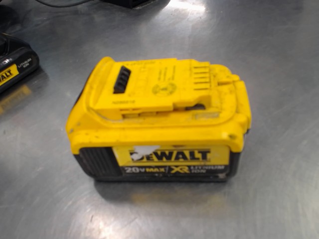 Batterie dewalt 4ah