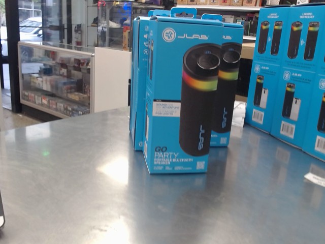 Jlab    go_party portable speaker new