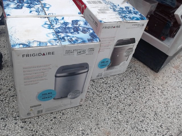 Machine a glace comptoir new in box
