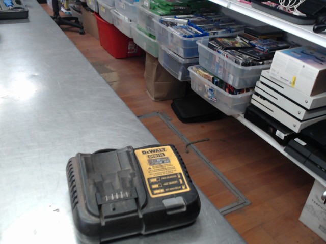 Chargeur 12v/20v