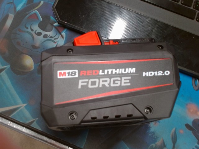 Battery milwaukee forge m18 12.0ah new