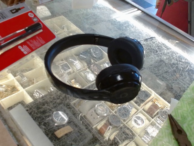 Beats solo 3