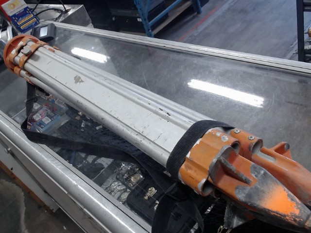 Trepied pour laser