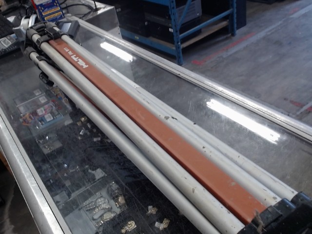 Trepied pour laser