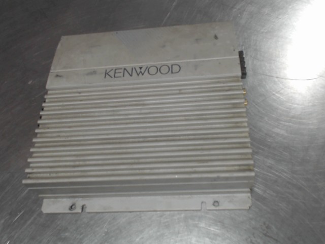 Ampli auto(mono/300watt)