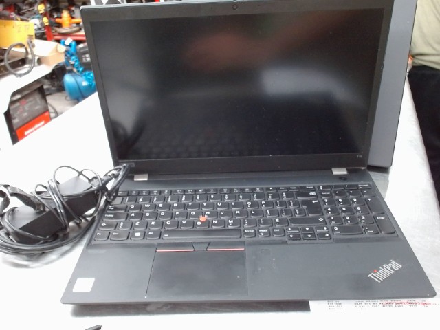 Portable lenovo thinkpad+chargeur