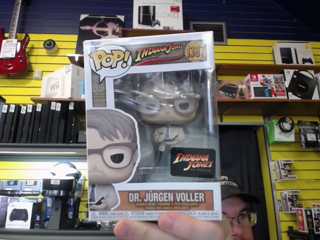 Figurine pop indiana jone dr.voller