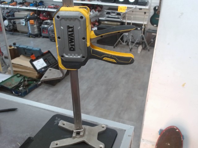 Construction jack manuel pinc�