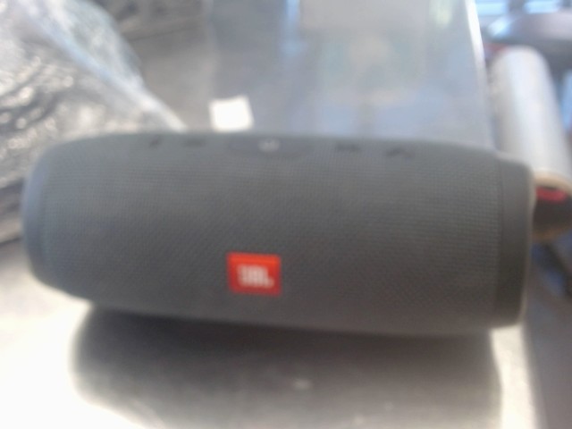 Jbl charge essential speaker