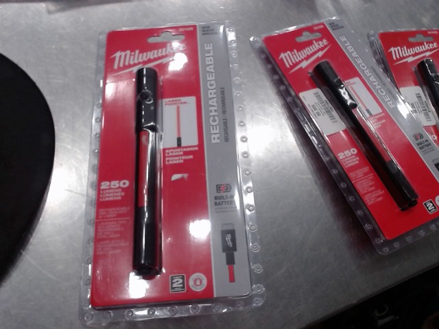 Flashlight/laser