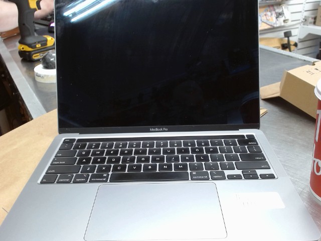 Macbookpro2020 i5/8gb/256gb no charge