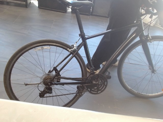 Velo noir
