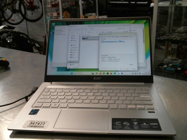 I7 11 gen 8gb ram 512gb ssd