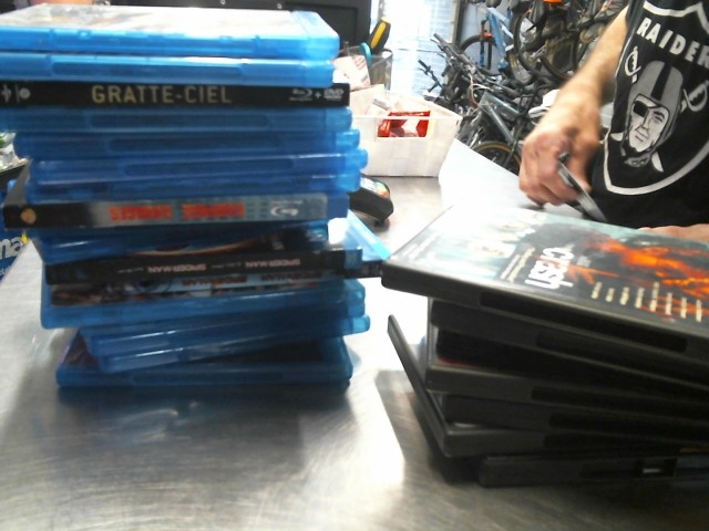 Lot de 7 dvds, 17 bluray