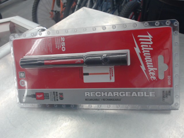 Flashlight/laser
