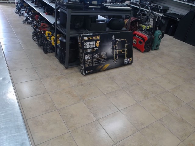 Echaffaudage neuf dans boite