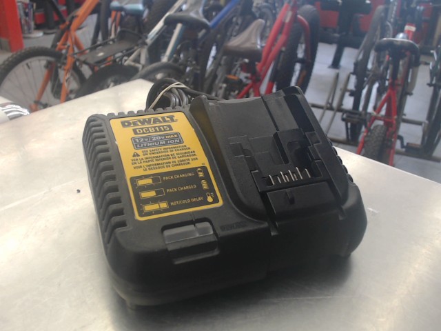 Chargeur a batterie 12v/20v