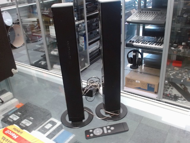 Barre de son avec manette et power