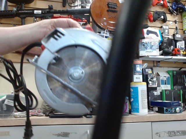 Scie ronde wired