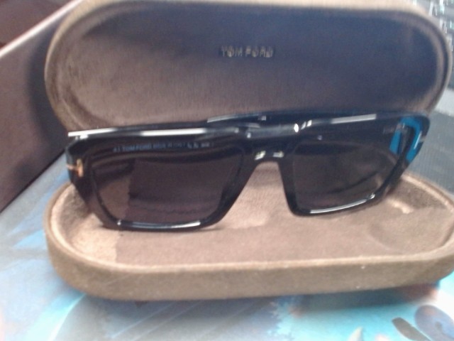 Lunettes tom ford red ford sunglasses