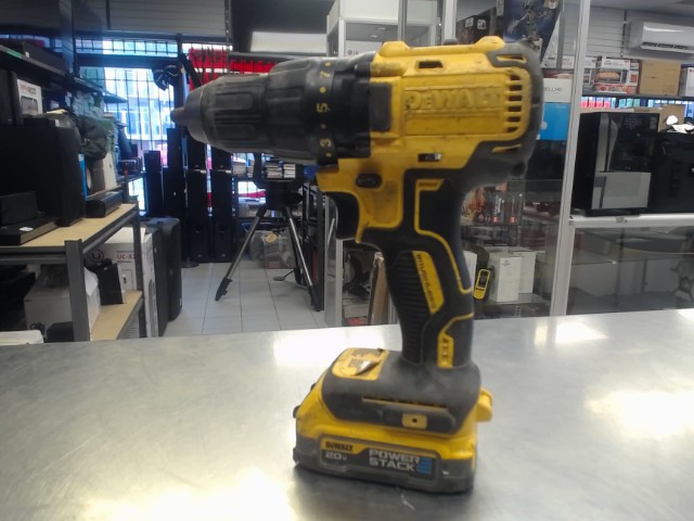 Drill driver dewalt