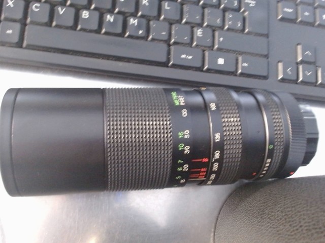 Lens camera avec case