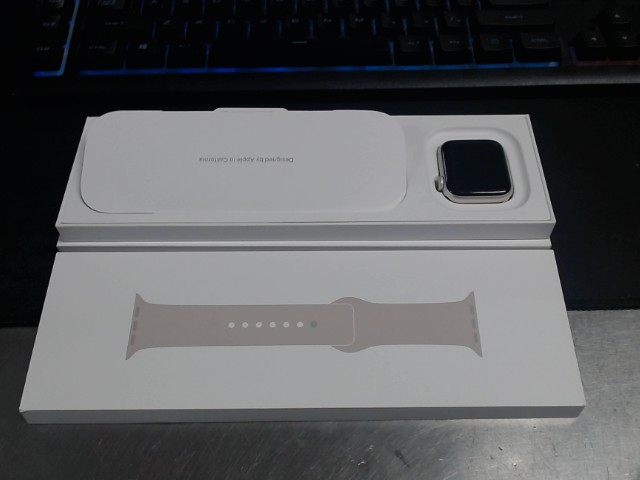Apple watch+one band