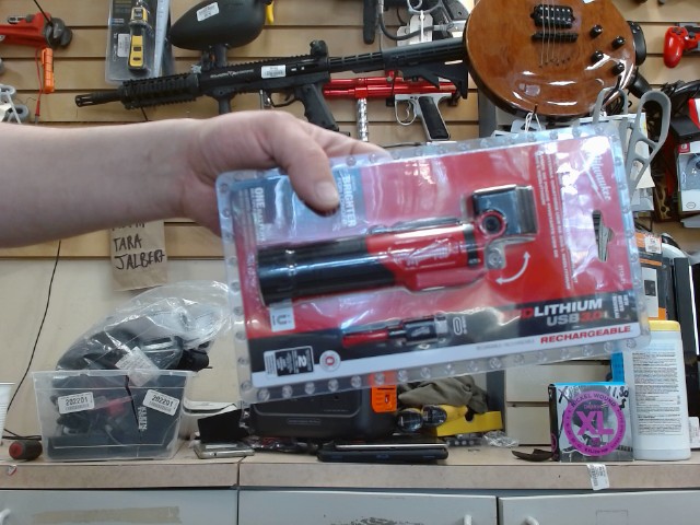 Lumiere red lithium rotative