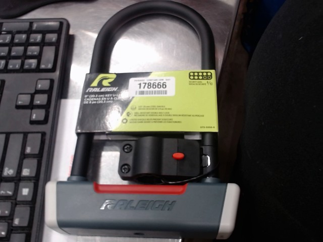 Cadenas en u a cl� neuf
