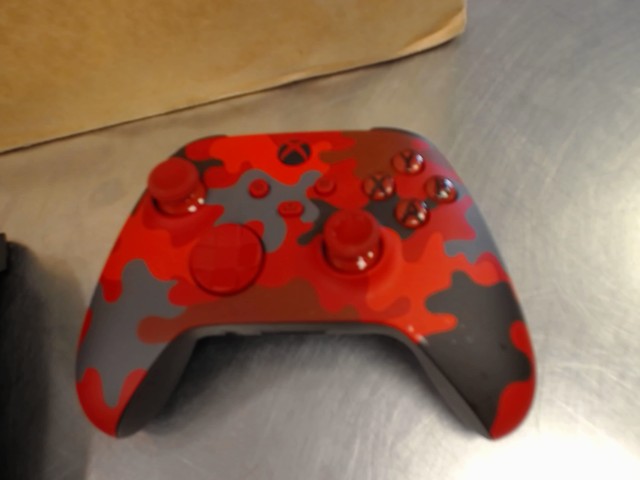 Manette xbox series red camo