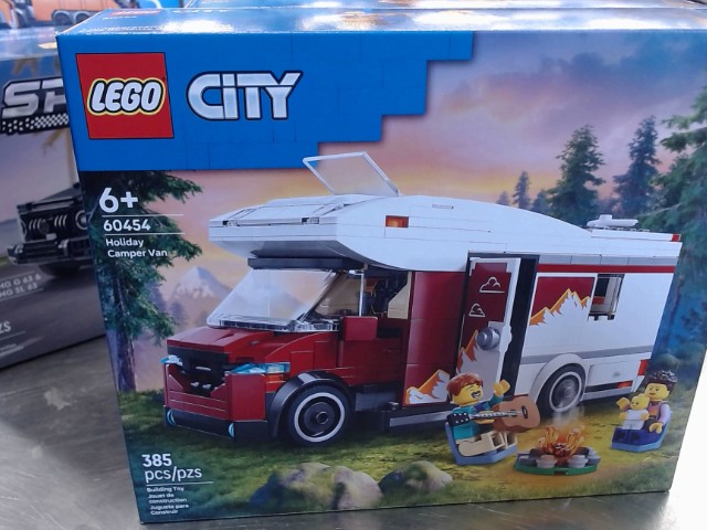 Holiday camper van 385 pcs