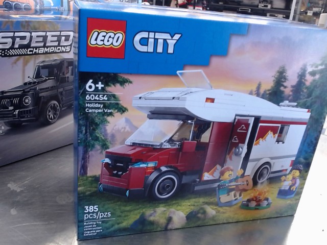 Holiday camper van 385 pcs lego city