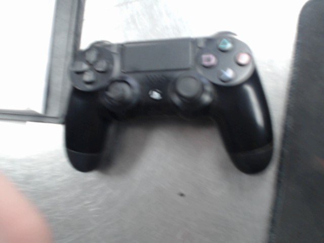 Manet ps4 tag t10