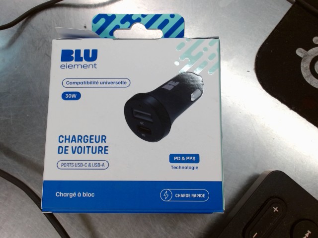 Chargeur de voiture universelle
