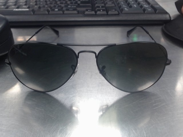 Rayban aviator diamond hard avec case