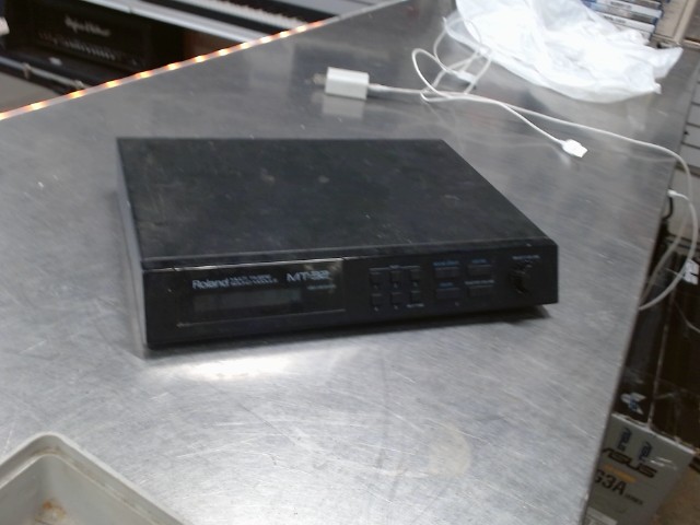 Roland muklti timbre sound module