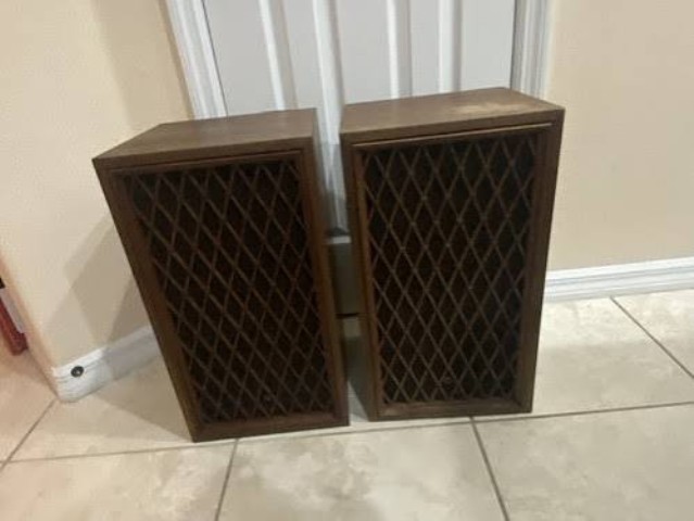 Pioneer 70' vintage speakers pair
