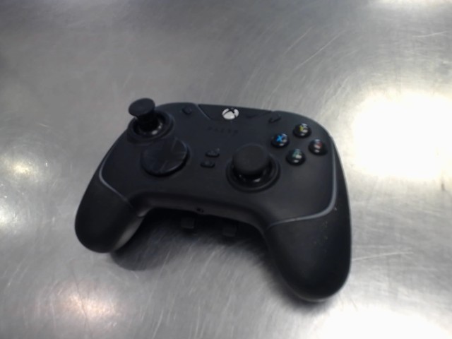 Manette xbox one razer